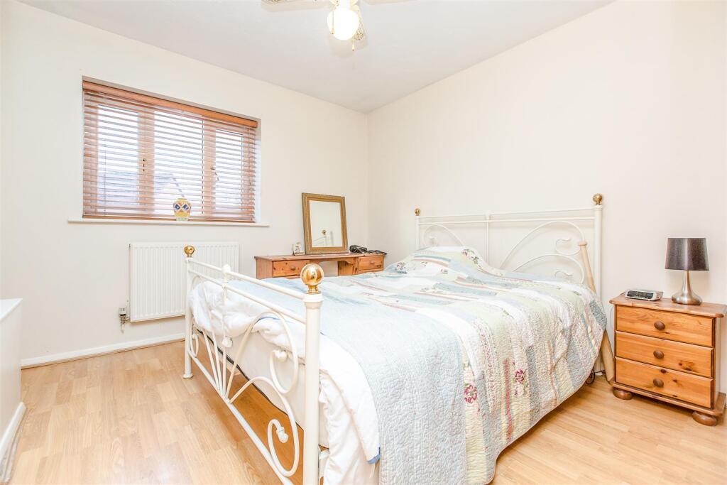 House in Kettering, Leisure Village - View 5