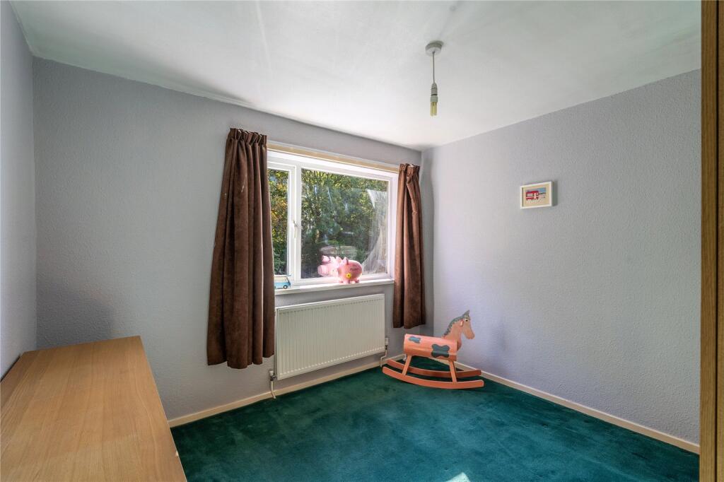 House in Wolverhampton, West Midlands - More