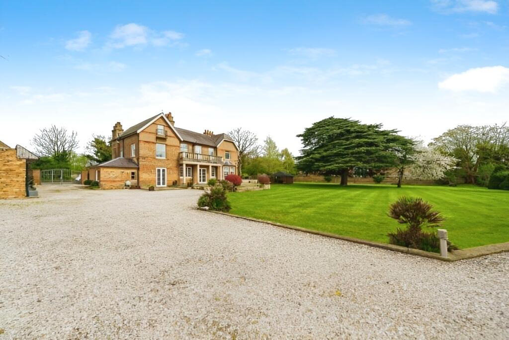 Main image of property: St Marys Road, Middlegreen, Langley, SL3