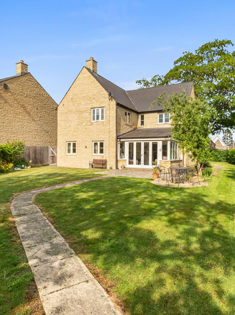 Main image of property: Shrewsbury Place, Bampton, OX18