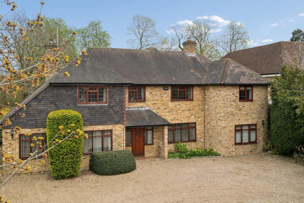 Main image of property: Camp Road, Gerrards Cross, Buckinghamshire, SL9