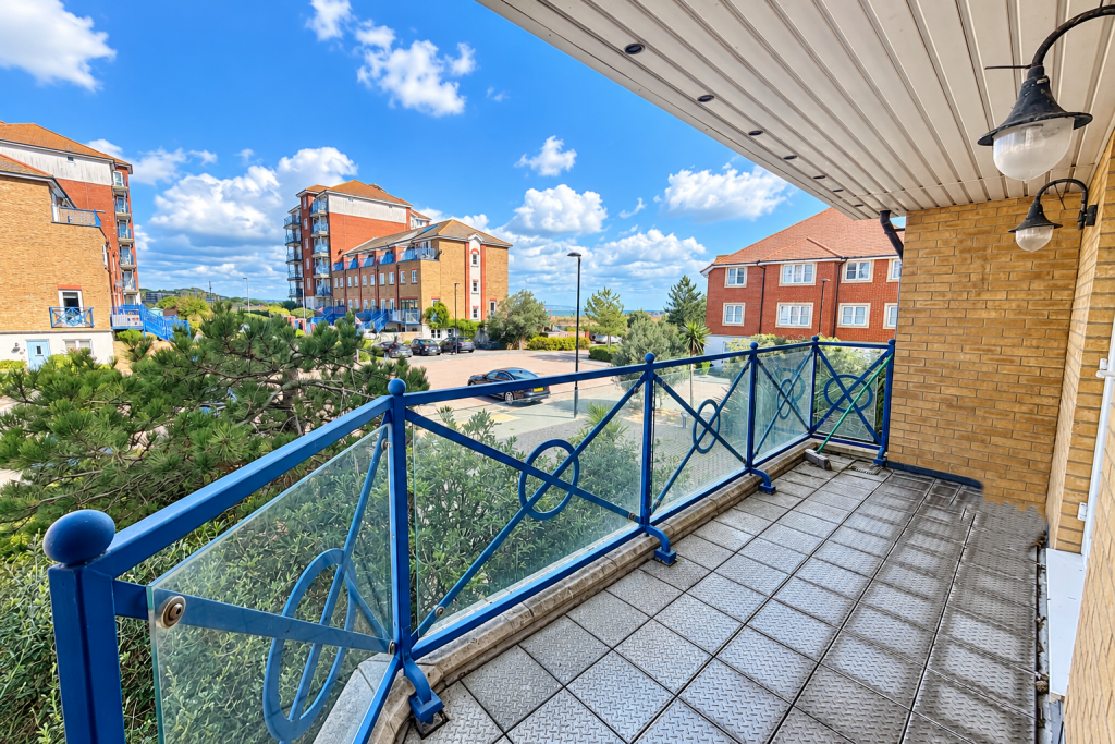 Apartment in Brighton - View 5