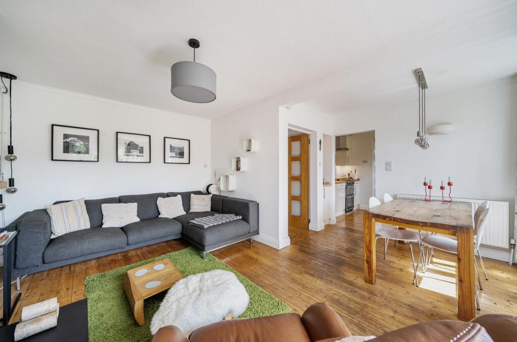 House in Exeter - View 2