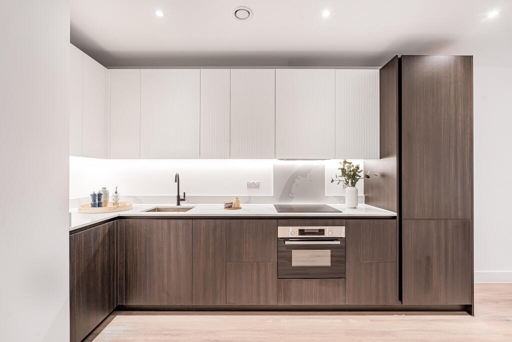 Apartment in London - View 5