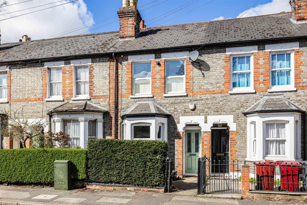 Main image of property: De Montfort Road