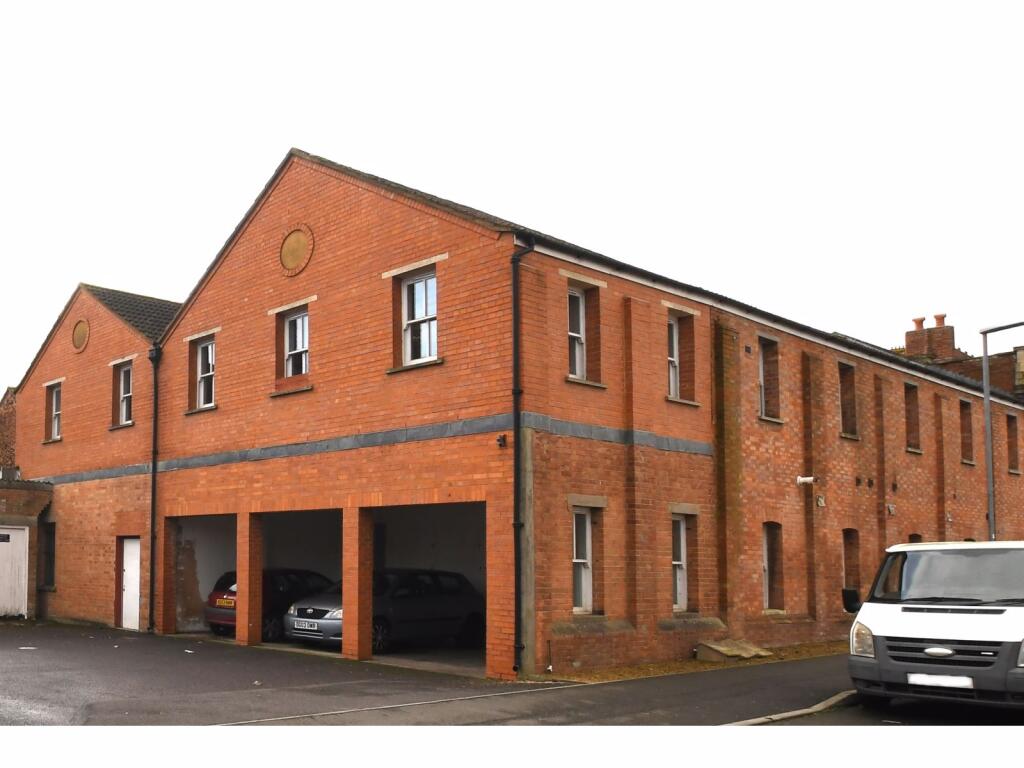 Huntspill Road, Highbridge, Somerset, TA9 photo 2