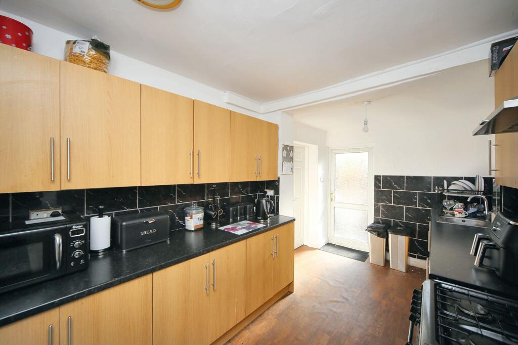 Poolstock Lane, Wigan, WN3 photo 3
