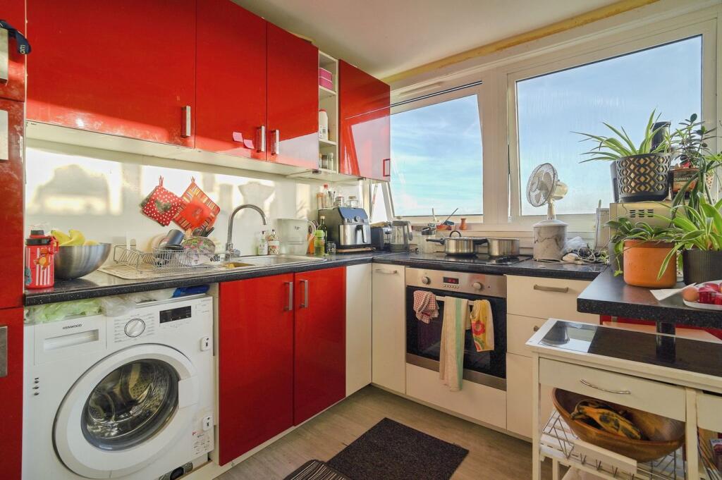 Apartment in London - View 3
