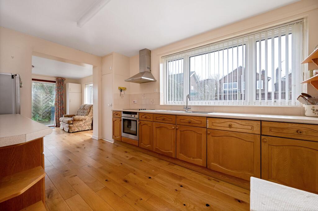 Wenton Close, Cottesmore, LE15 photo 3