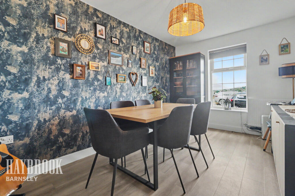 House in Barnsley, Grimethorpe - More