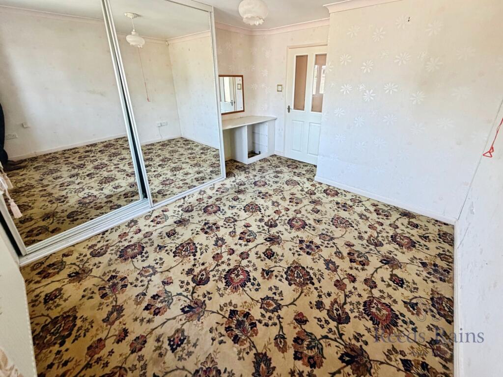 Apartment in Stoke-on-Trent - View 4