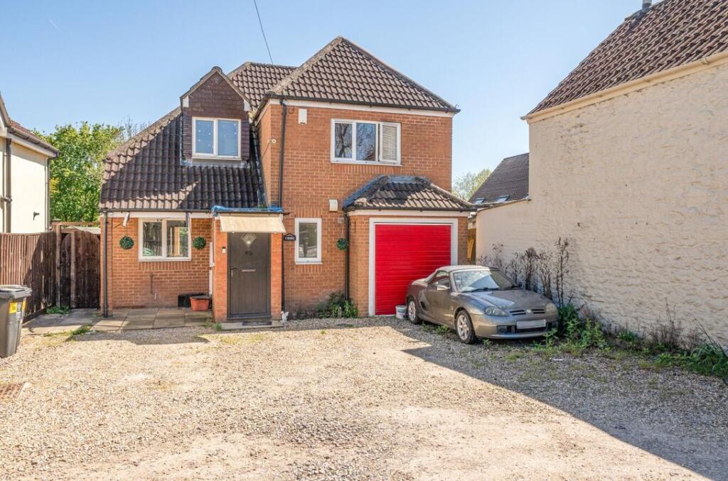 Main image of property: 9A, Highworth Road, Swindon, SN3