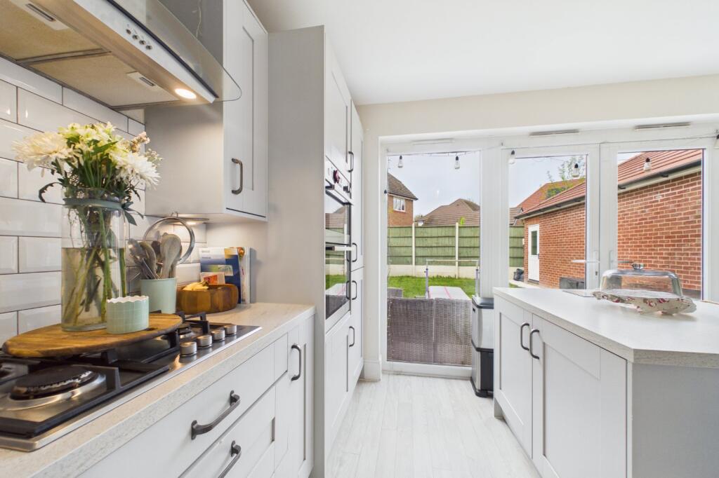 House in Newell Green, Warfield - View 4