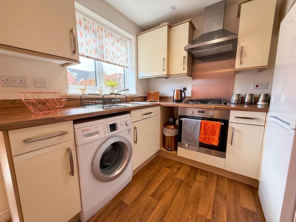 Crucible Close, North Hykeham, LN6 photo 3