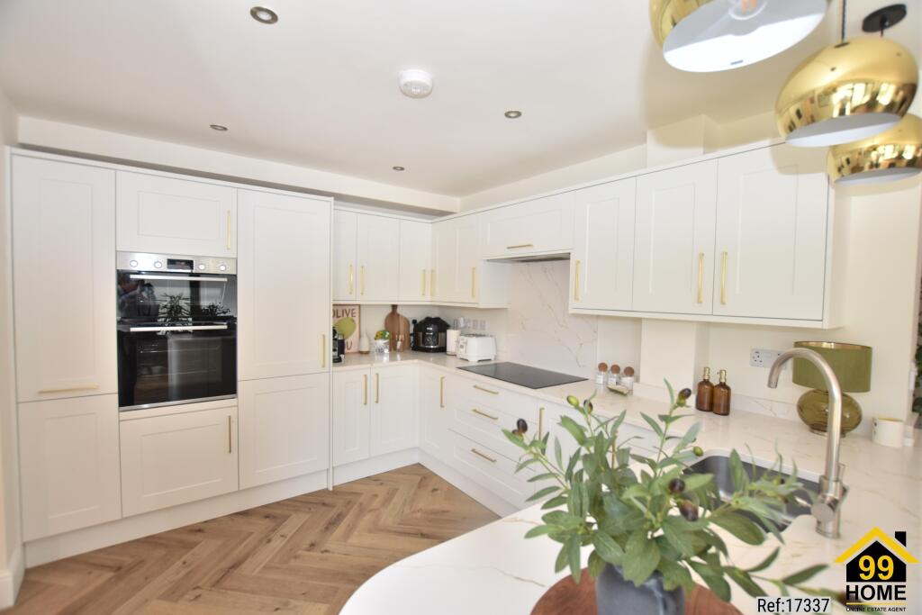 House in West Lancashire, Burscough - View 4