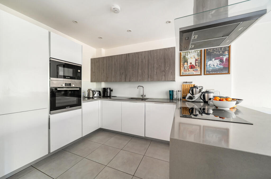 House in Reading - View 2