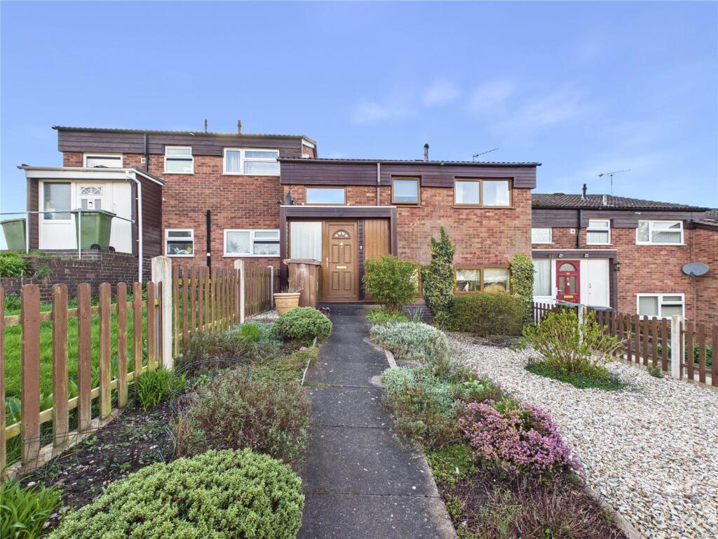 3-bed terraced on Little Hill, Droitwich Spa, Worcestershire, WR9, £230,000