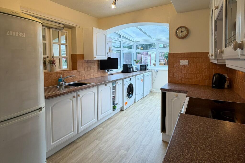 Additional image 4 of FIVE-bedroom semi-detached with self-contained ONE-bedroom annexe, Birchfield Close, Halesowen, B63 4LJ