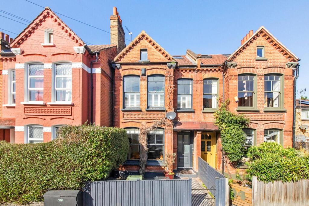 Main image of property: Guernsey Grove, Herne Hill, London, SE24