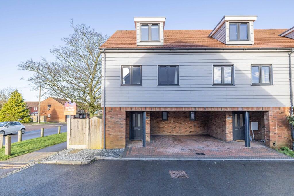 Main image of property: Greyhound Gardens, Aylesham, Canterbury, Kent, CT3