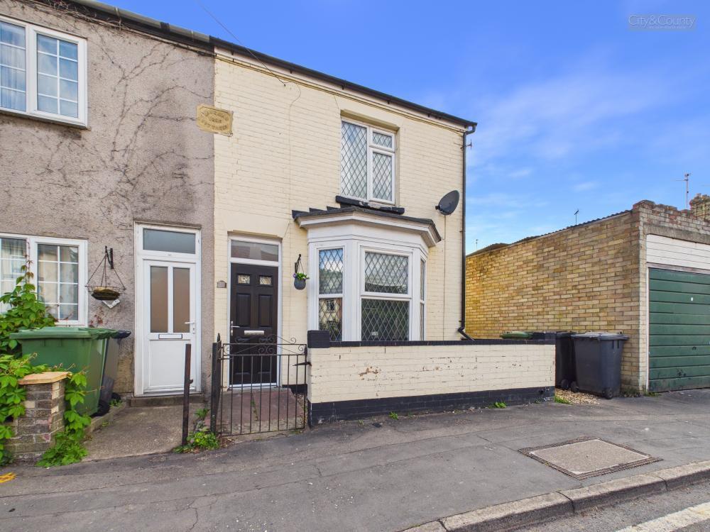 2-bed semi-detached on New Road, Woodston, Peterborough, £160,000