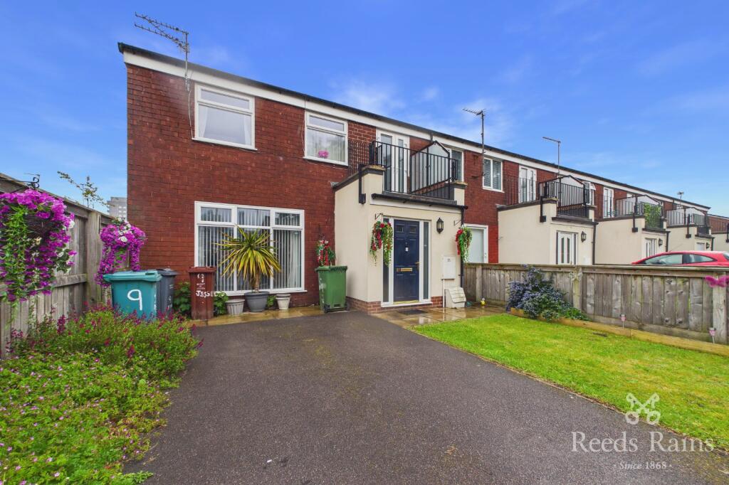 Main image of property: Kincardine Road, Manchester, M13