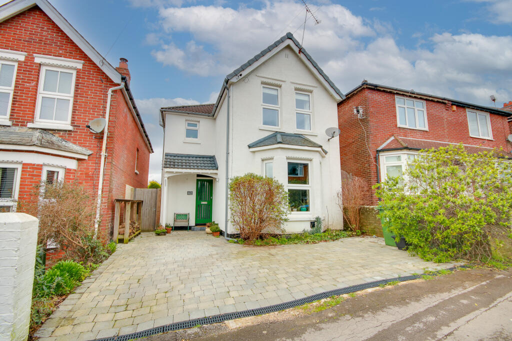 Main image of property: BITTERNE PARK! STUNNING KITCHEN DINER! SUNNY ASPECT REAR GARDEN!