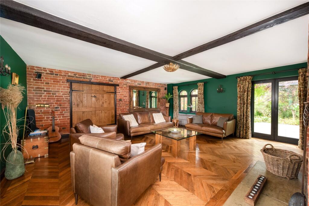 Hulcott, Aylesbury, Buckinghamshire, HP22 photo 3