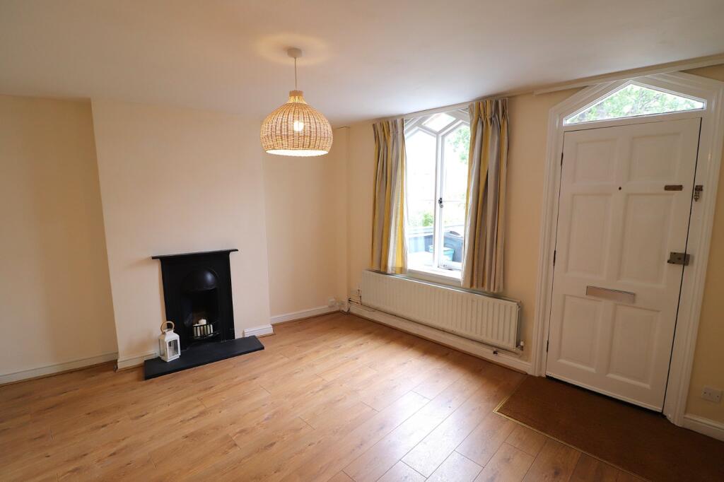 House in Stevenage, Old Town - View 2