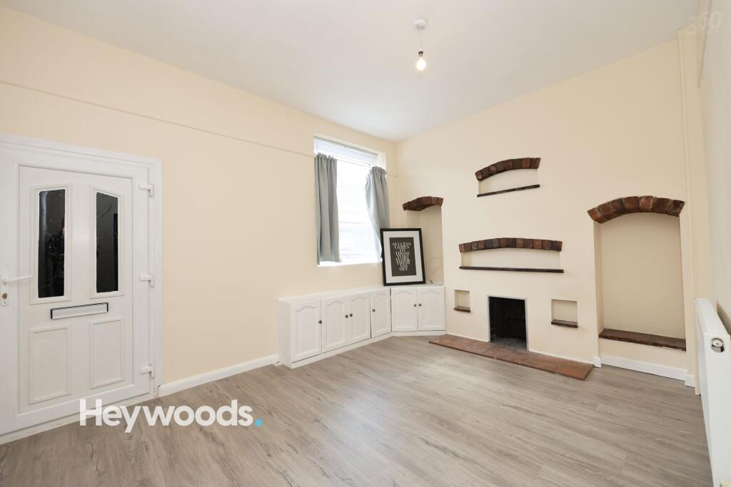 House in Newcastle-under-Lyme, Parksite, Silverdale - View 3