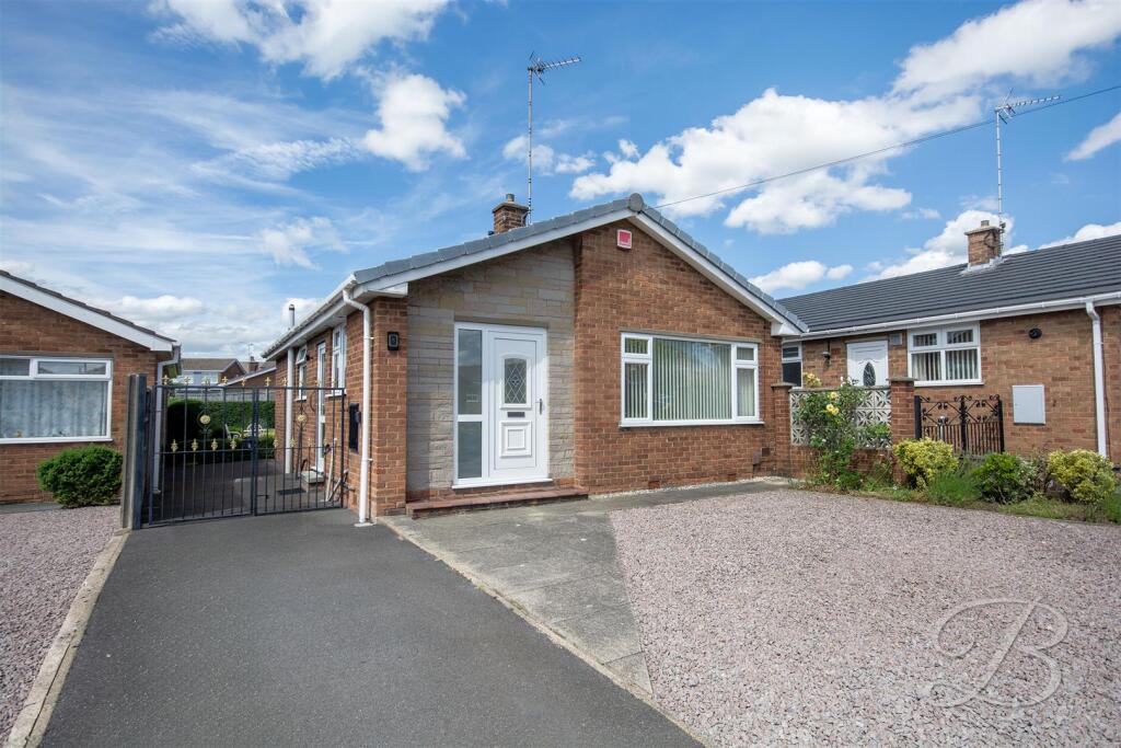 Roger Close, Sutton-In-Ashfield