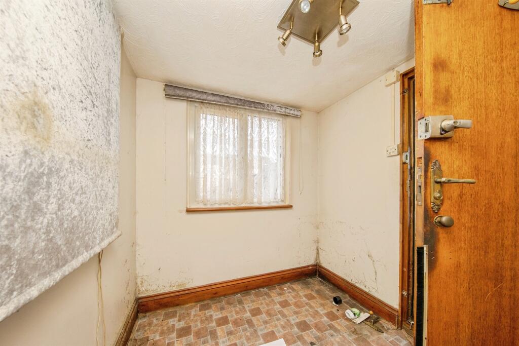 House in Jaywick, Brooklands Estate - View 4