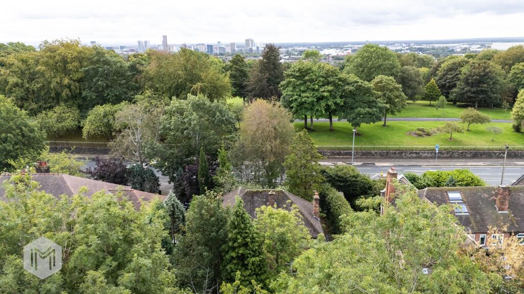 Eccles Old Road, Salford, M6 - View 4