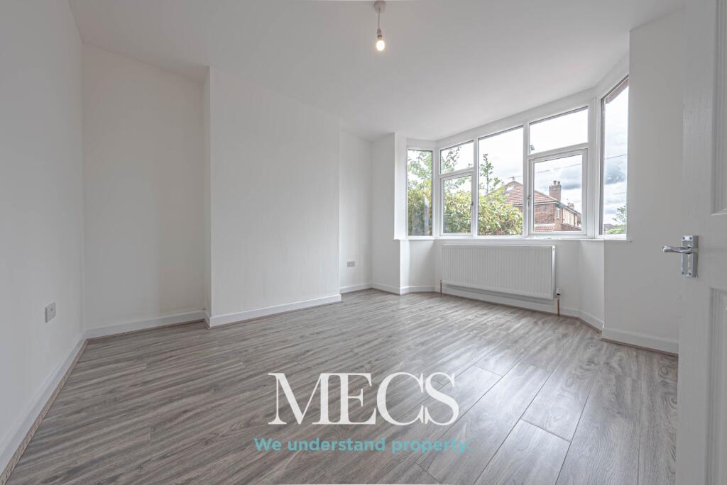 House in Solihull, Ulverley Green - View 4