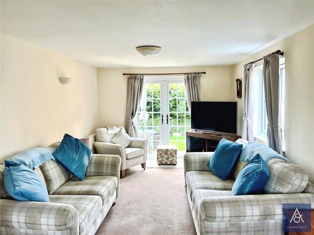 House in Croughton, West Northamptonshire - View 3