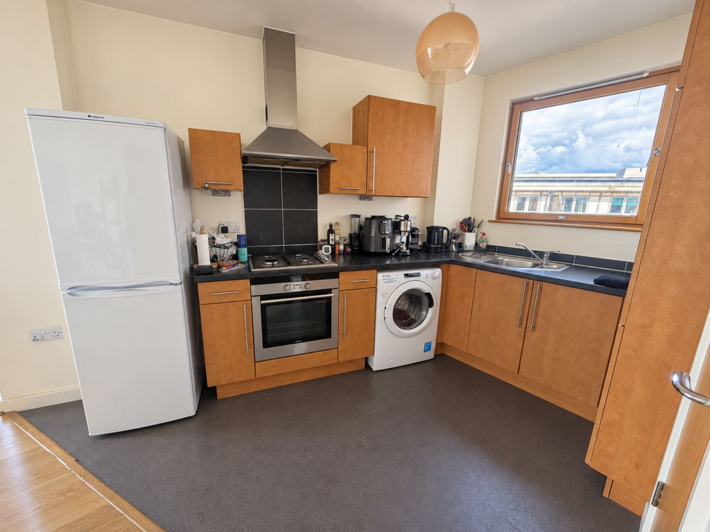 Apartment in Bristol, Canon's Marsh, City Centre - View 2