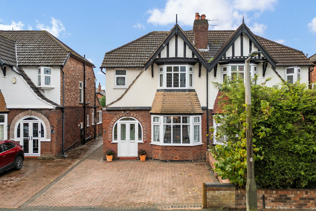4 Bedroom Semi-Detached in SK2 6ER