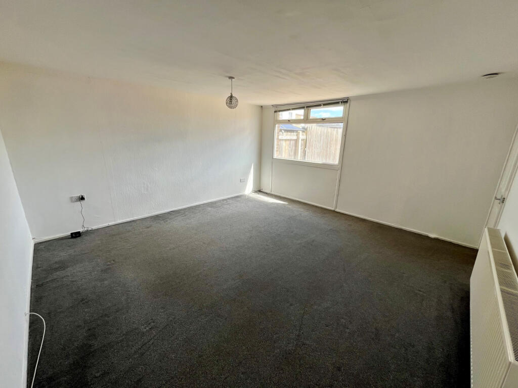 House in Hull, Bransholme - View 3