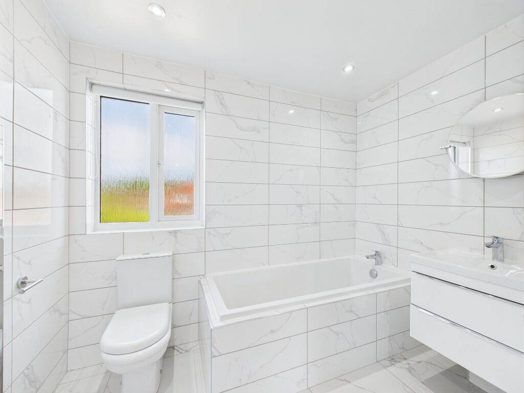 House in Stockton-on-Tees - View 4