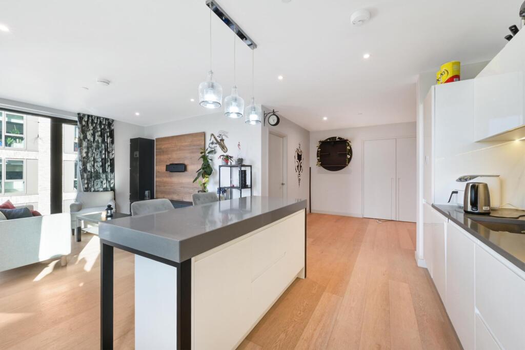 Apartment in London - View 4