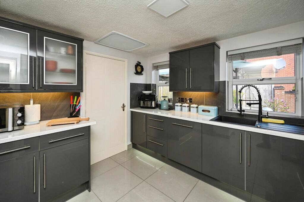 7, Bryony Way, Mansfield, NG19 photo 4