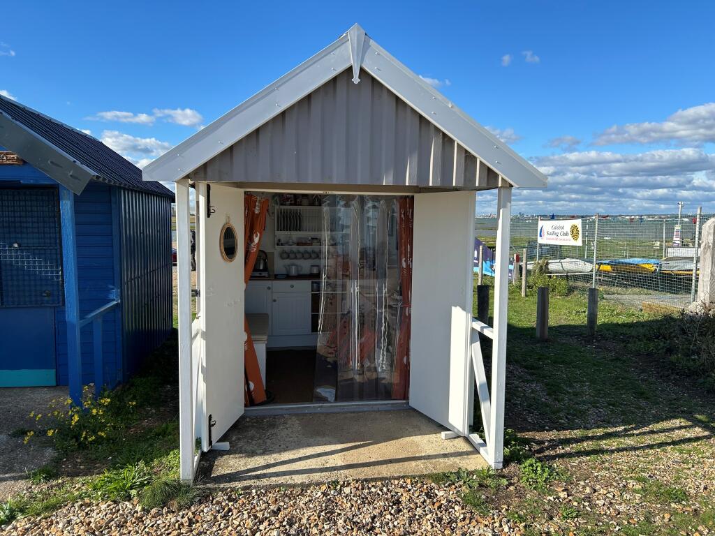 1-bed house on Beach Hut,  Calshot Beach West, Calshot, Hampshire, £52,500