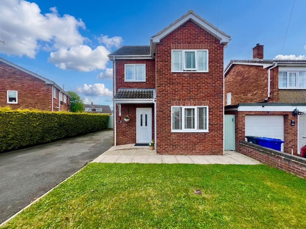 Main image of property: Southmoor Avenue, Armthorpe, DN3