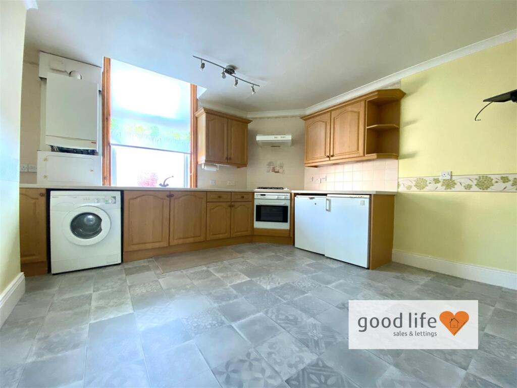 Chester Crescent, Millfield, Sunderland photo 3