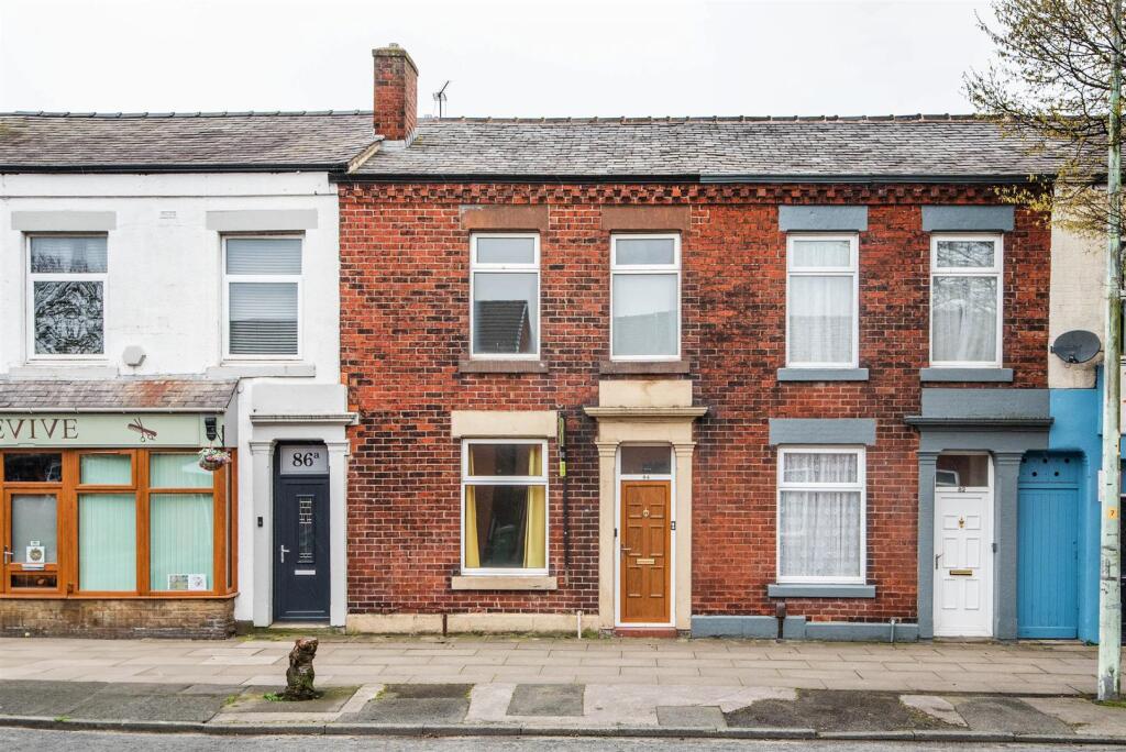 Main image of property: Pall Mall, Chorley