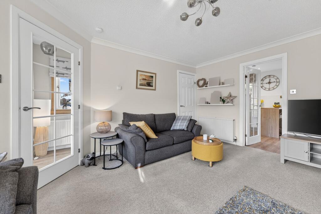 41 Cauldhame Rigg, Stewarton, KA3 5QH photo 4