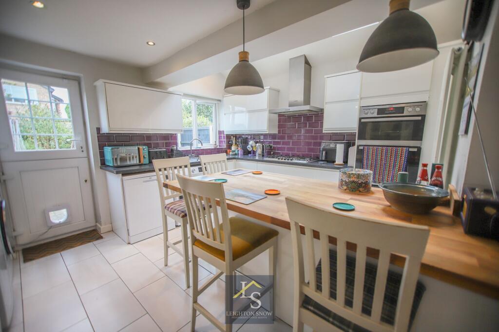 House in Stockport, Cheadle Hulme - View 5