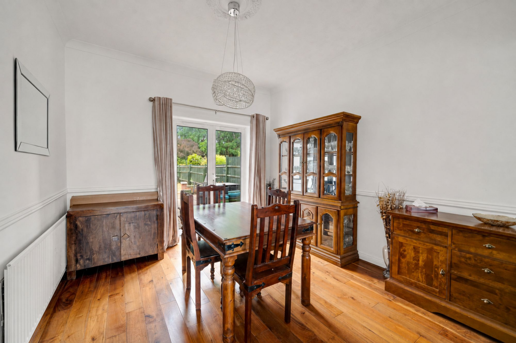 House in Dartford - View 5