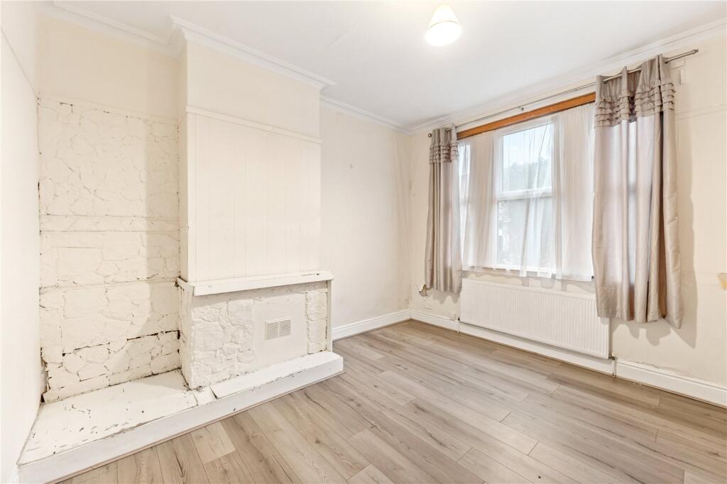 Apartment in London, Leyton - View 4