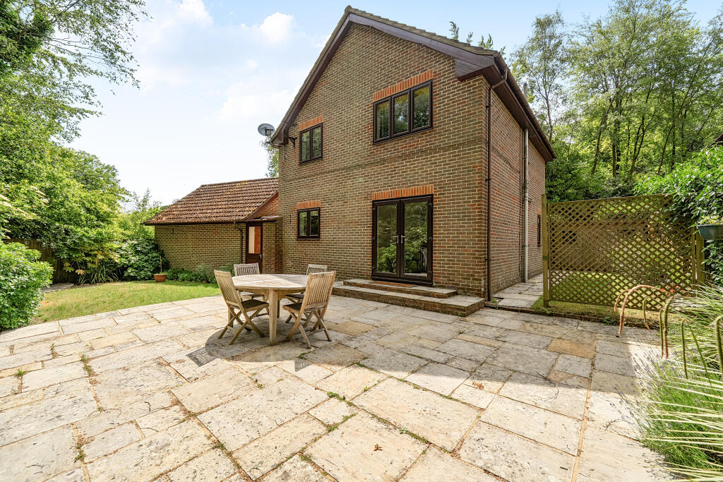Main image of property: Copse Road, Haslemere, GU27
